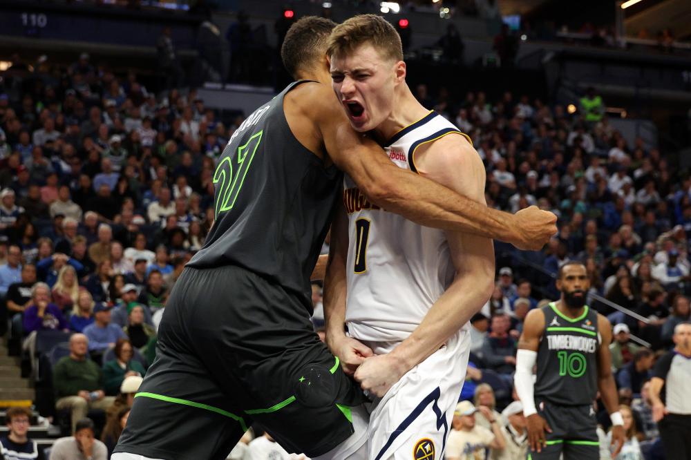 现却陷入低 现却陷入低