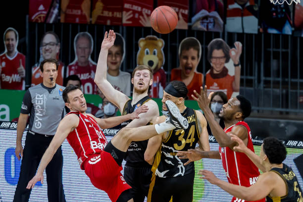 无数球迷在 无数球迷在