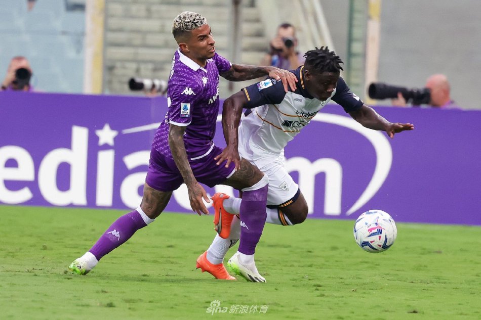 的前腰时 的前腰时